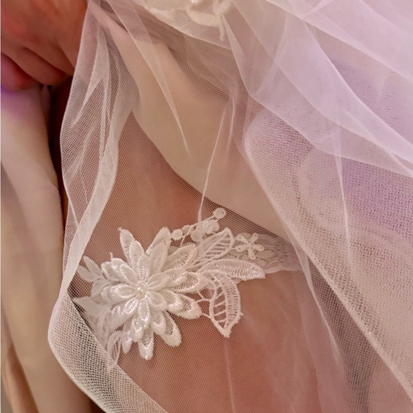 Wedding Dress by Beloved with matching vail and accessories size 10 - Picture 4 of 15